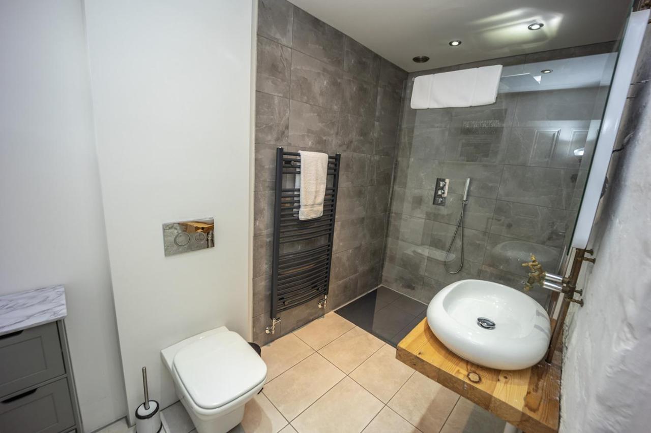 Stunning Period Property In The Heart Of The City Aberdeen Exterior photo